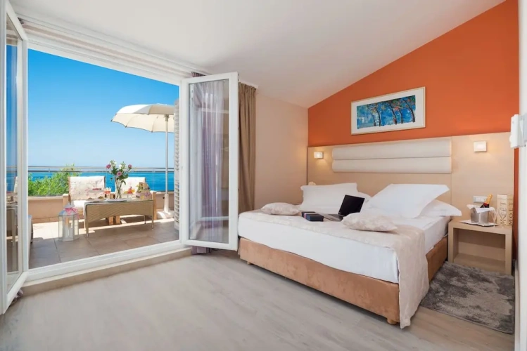 Superior Double room with balcony