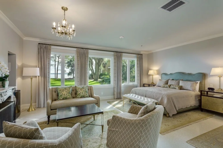 Luxury Suite