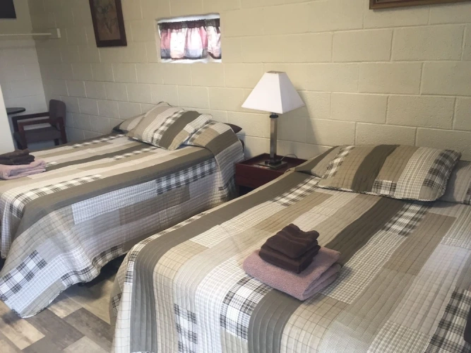 Economy Quadruple room
