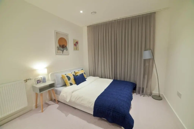 3 Bedrooms Apartment