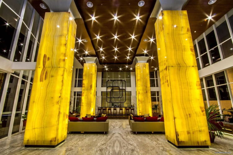 Hariston Hotel & Suites