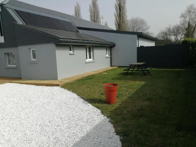 2 Bedrooms Cottage