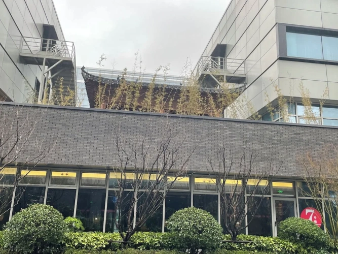 Dingshiju Crystal Hotel (Hongqiao Railway Station National Convention and Exhibition Center)