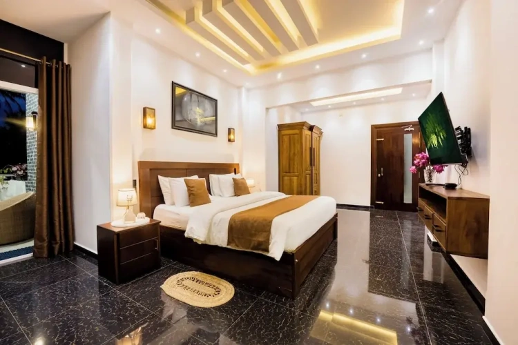 Deluxe Double Suite with balcony