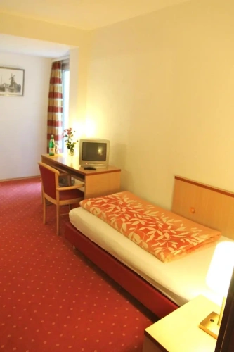 Standard Double room with balcony