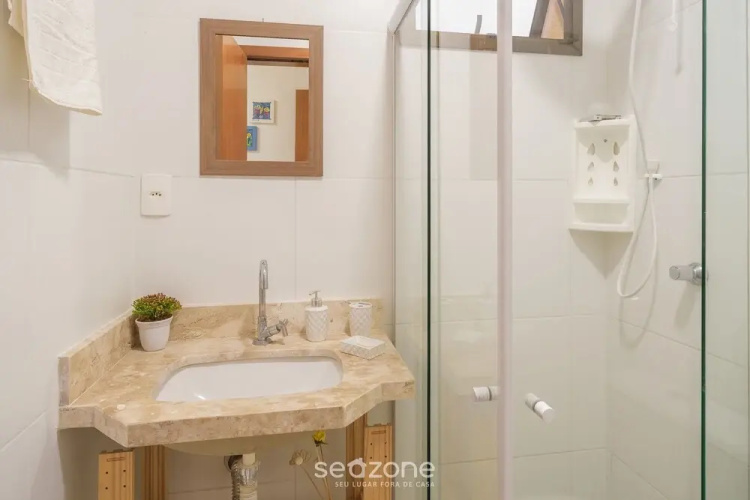 Comfortable apt With Pool Near the Beach Vrl0002