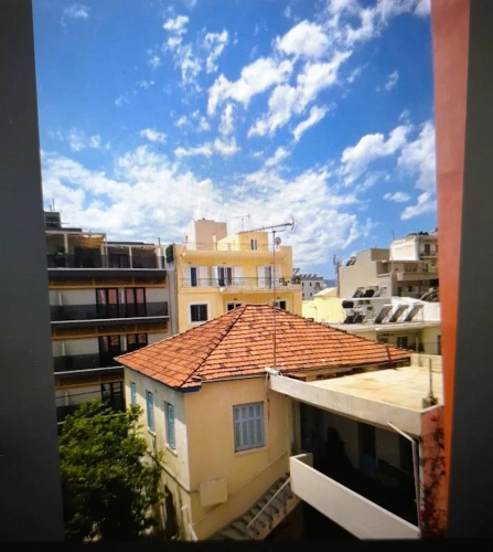 1 Bedroom Apartment with city view