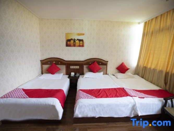 Standard Triple room