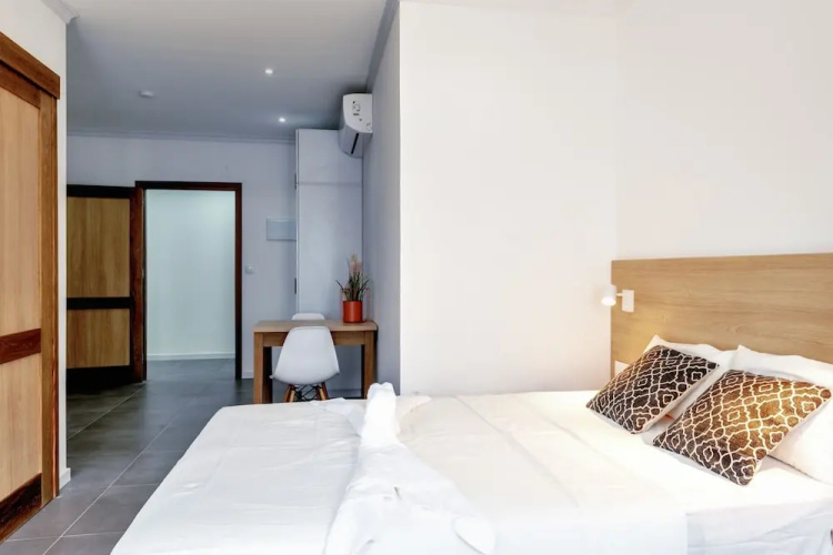 Bon Business Hotel
