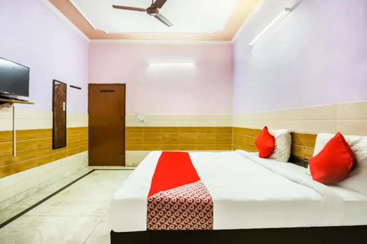 Aarav Guest House by OYO Rooms