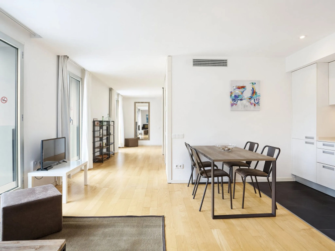 UD Rambla Suites & Pool 25 (1BR)