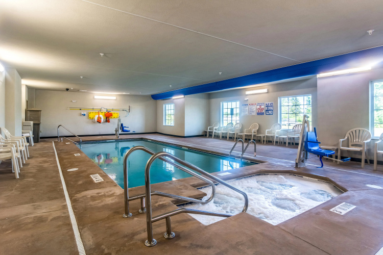 Cobblestone Hotel & Suites - Greenville photo 14