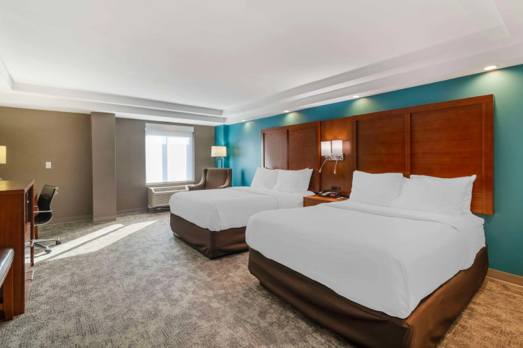 Comfort Inn Airport photo 8