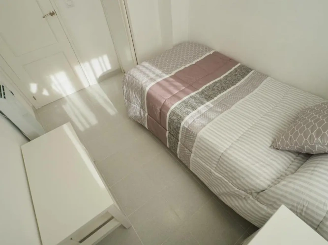 3 Bedrooms Apartment