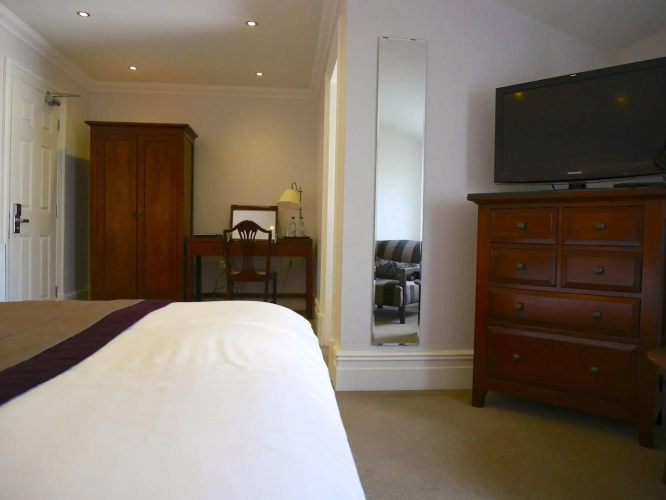 Redstone Guest House