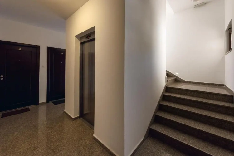 1 Bedroom Apartment with sea view
