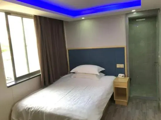 Lvdu Qing‘she Hotel