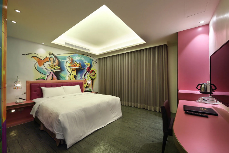 Shi Chi Hotel