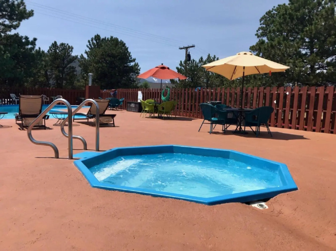 Tyrol Mountain Inn