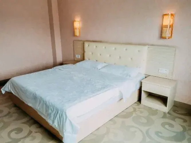 Longyan Hongchang Hotel