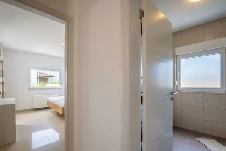 Villa Dvor Comfortable Holiday Residence