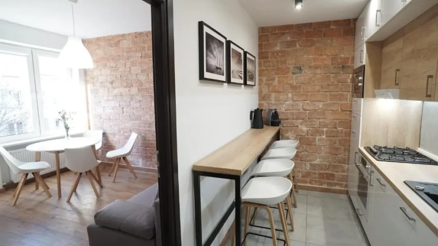 1 Bedroom Apartment