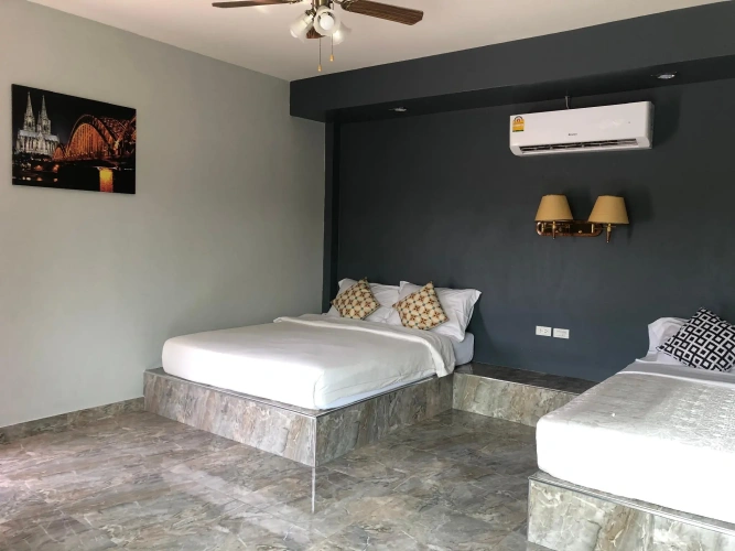 Deluxe Family room