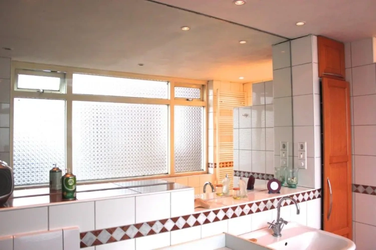 Standard Triple room with view