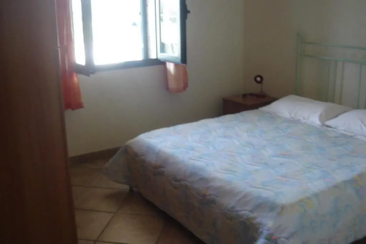 2 Bedrooms Cottage