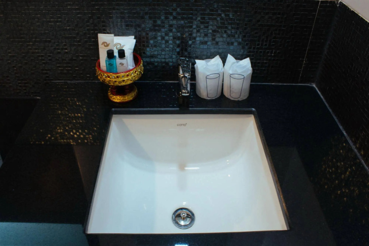 Noble Tarntong Boutique Hotel