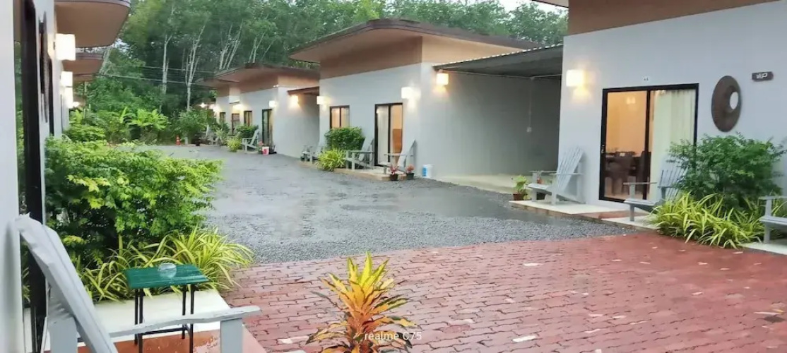 Pakrongcheeb Resort