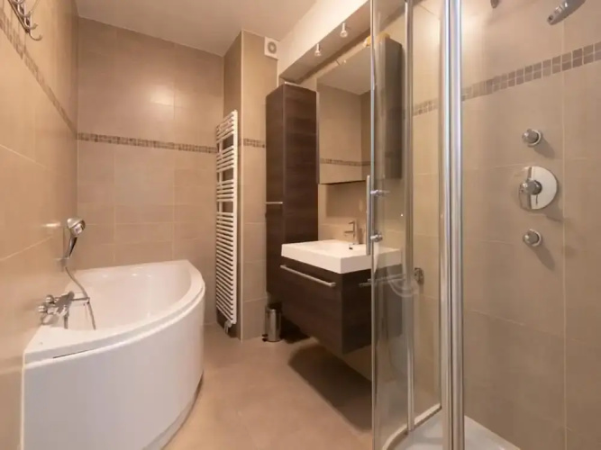 Apartment With Frontal sea View