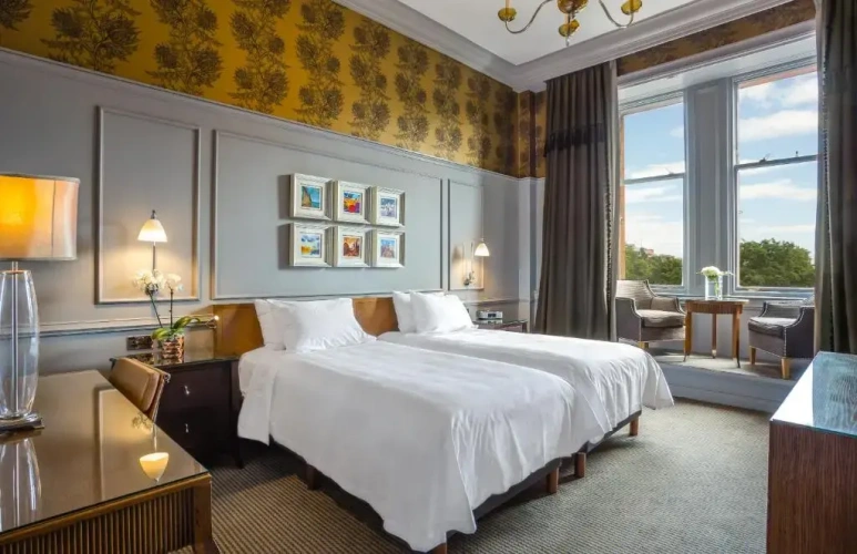 Premier Twin room