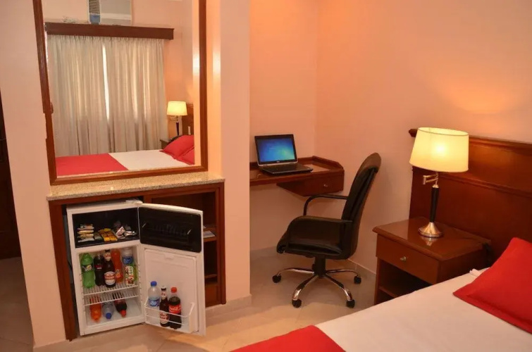 RealNoa Hotel