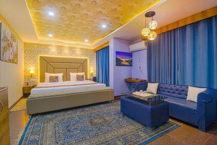 Premium room