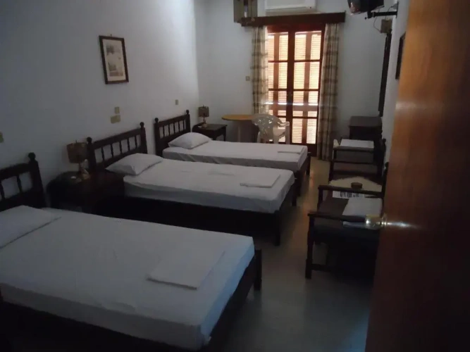 Standard Twin room with balcony