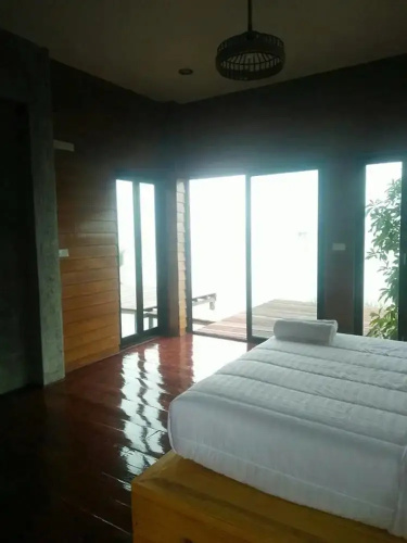 Lake House
