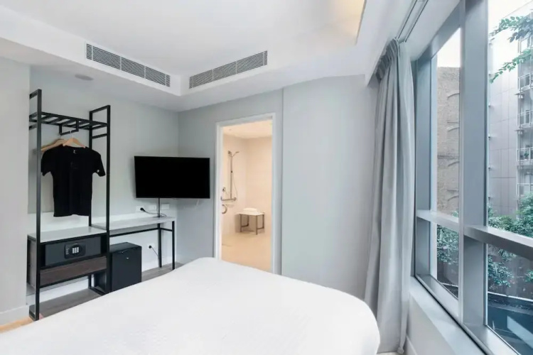 Kith Hotel