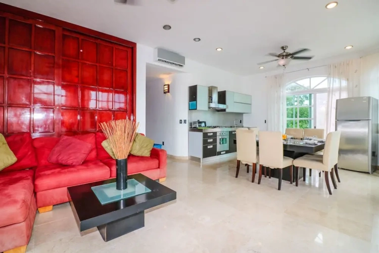 Apartment with balcony