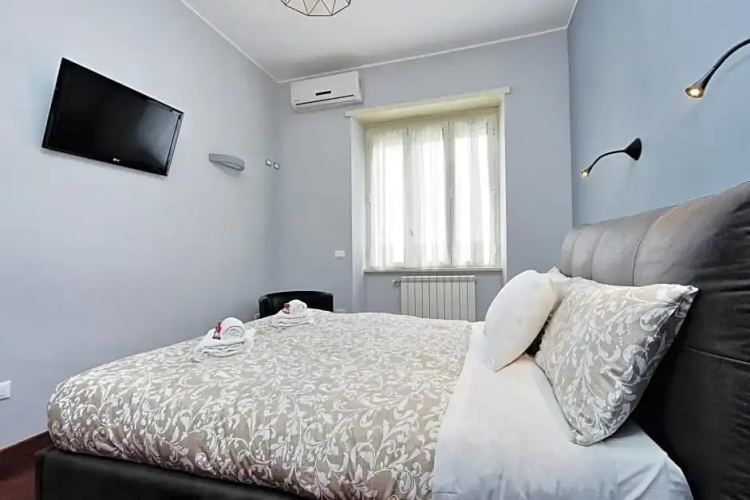 Sapphire Apartment