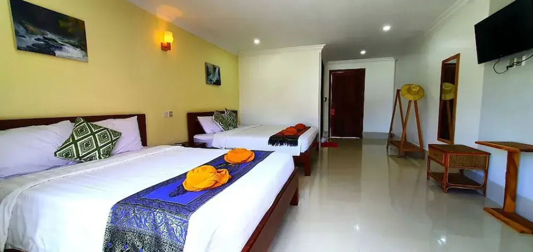 The Golden Gecko Villa