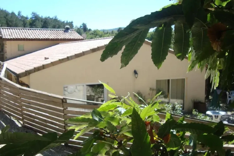 2 Bedrooms Cottage