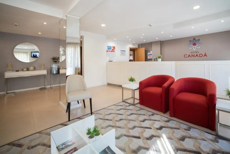 Hotel Canada