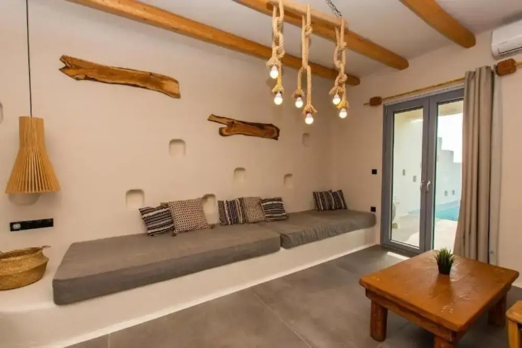 Naxos Plaka villa