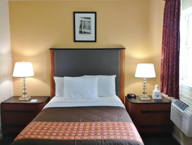 Media Inn and Suites