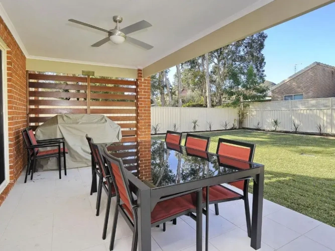 4 Bedrooms Cottage