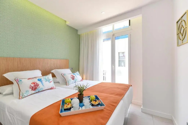 Mogan Beachfront apartment V&L