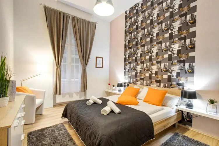 Standard Apartment by Hi5 - Weiner Leo