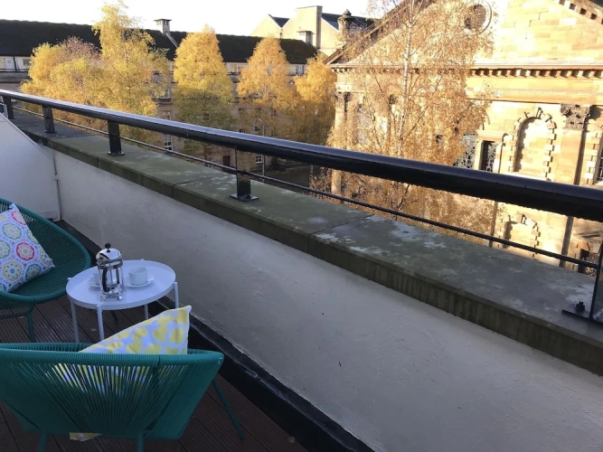 2 Bedrooms Standard Penthouse room with balcony
