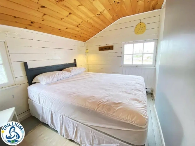 3 Bedrooms Cottage